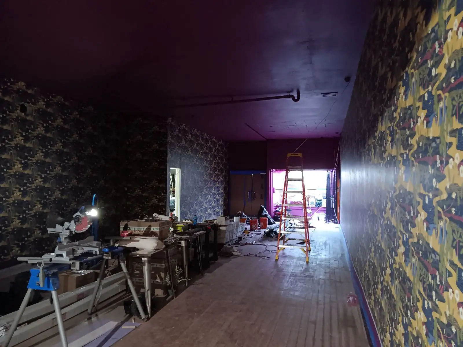 Detailed craftsmanship in wallpaper pattern matching